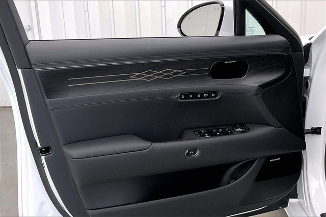 2026 Genesis G90 3.5T e-SC