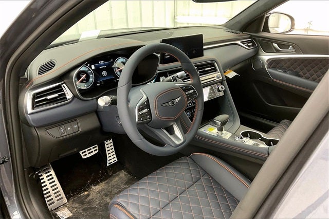 2026 Genesis G70 3.3T PRESTIGE GRAPHITE