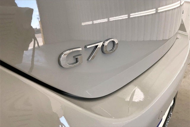 2026 Genesis G70 2.5T PRESTIGE