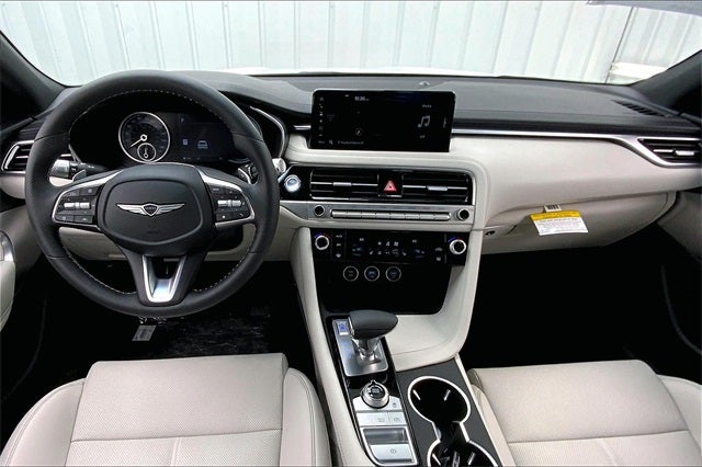 2025 Genesis G70 2.5T