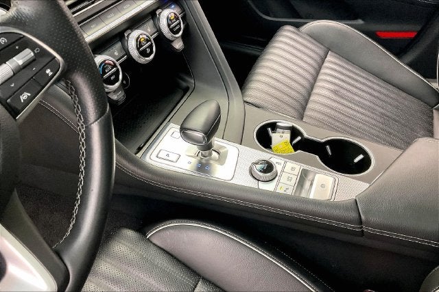 2022 Genesis G70 2.0T