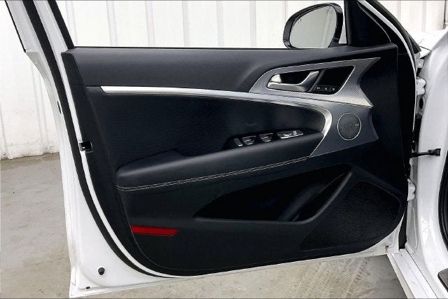 2022 Genesis G70 2.0T