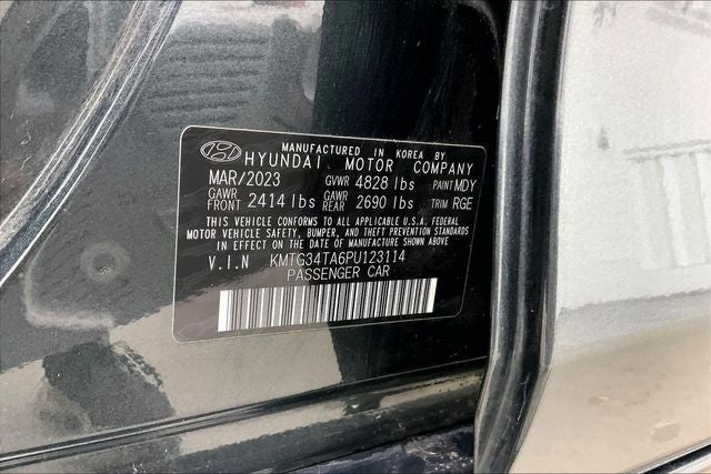 2023 Genesis G70 2.0T