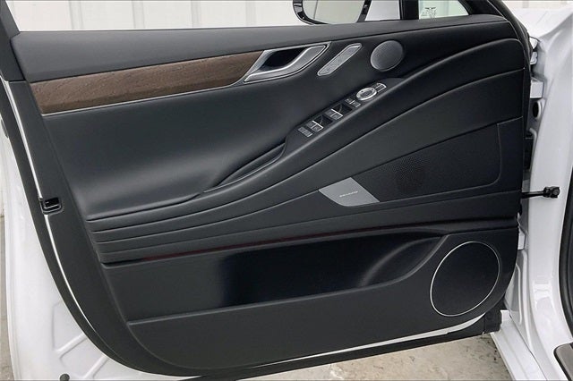 2025 Genesis G80 2.5T