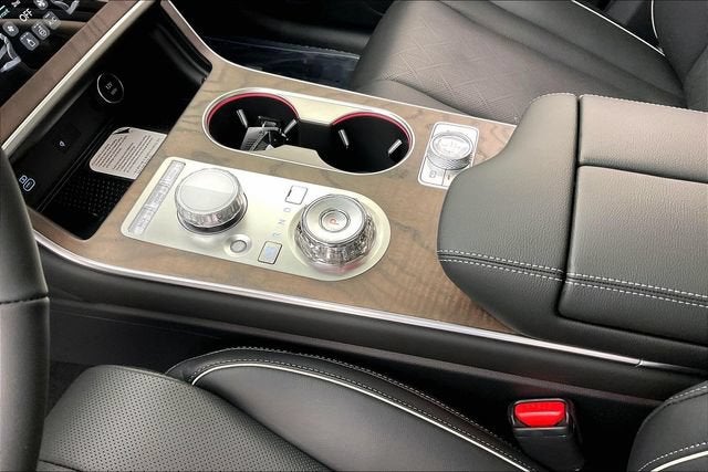 2027 Genesis GV80 2.5T Prestige