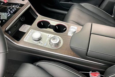 2027 Genesis GV80 2.5T Prestige
