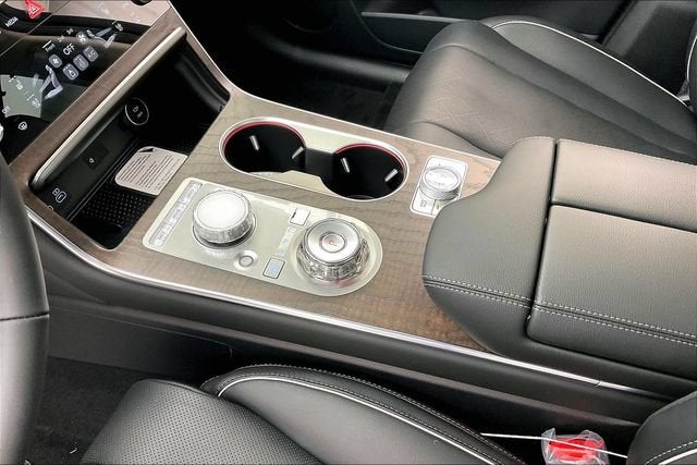 2027 Genesis GV80 2.5T Prestige
