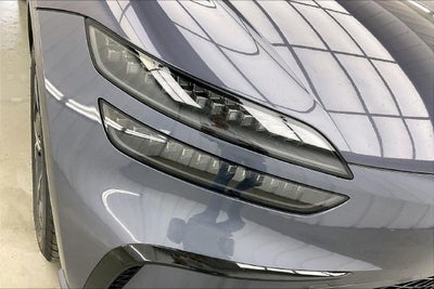 2027 Genesis GV60 19"