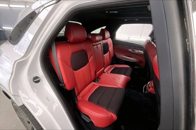 2022 Genesis GV70 2.5T