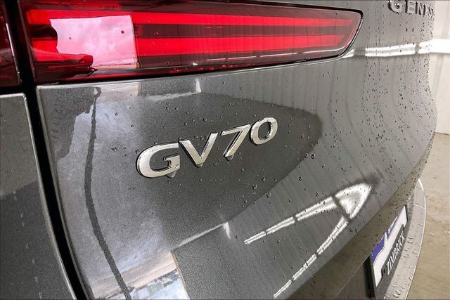 2026 Genesis GV70 2.5T Advanced