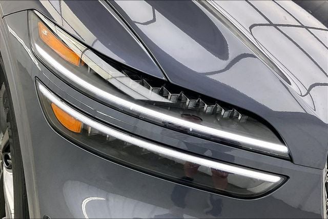 2027 Genesis GV70 2.5T Advanced