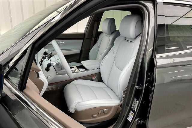 2027 Genesis GV70 2.5T Advanced