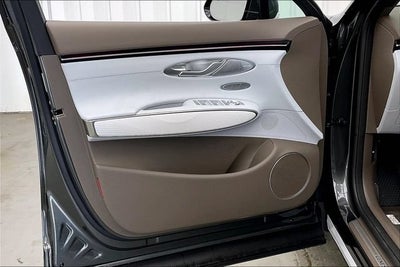 2027 Genesis GV70 2.5T Advanced