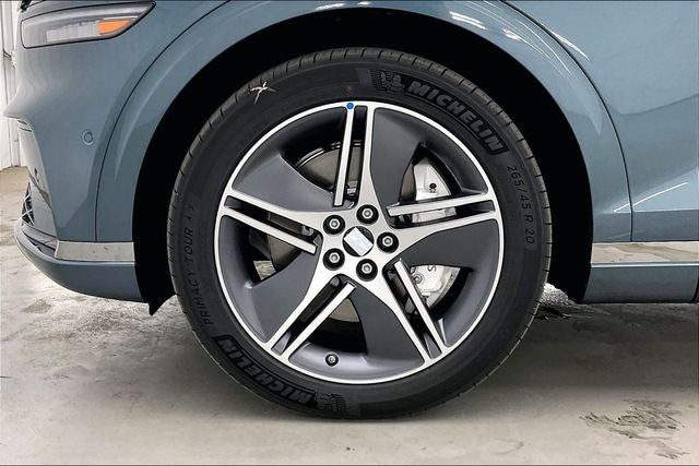2027 Genesis Electrified GV70 Base